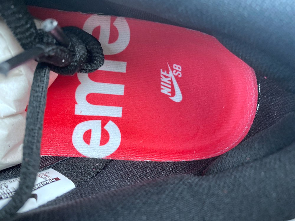 NIKE Dunk SB x Svp*me 313170-600